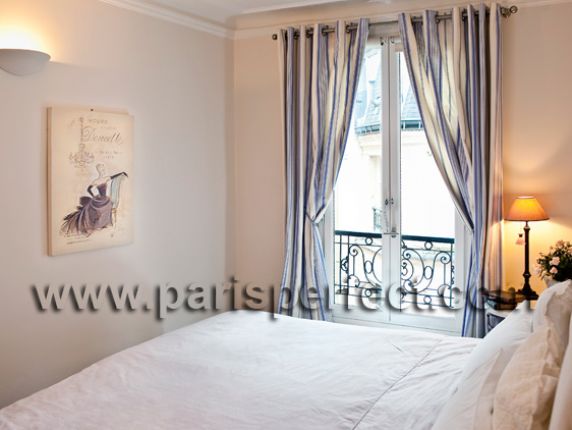 Bedroom Paris