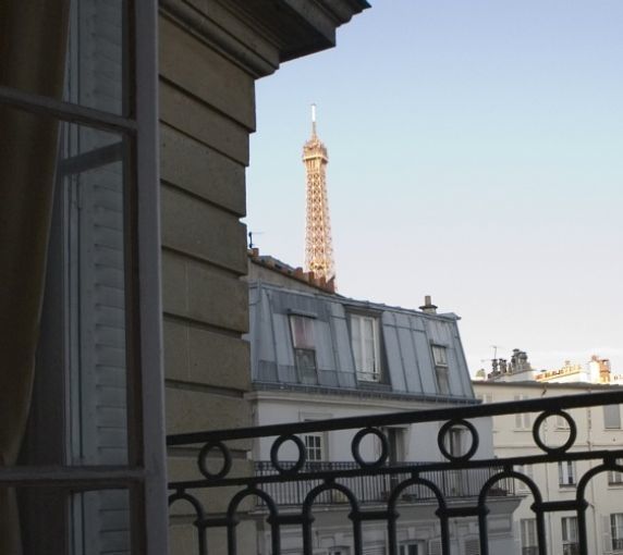 Eiffel Tower Apartment Paris