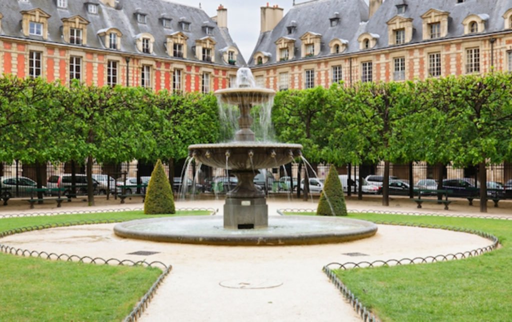 Be Guided into the Heart of Le Marais - Paris Perfect