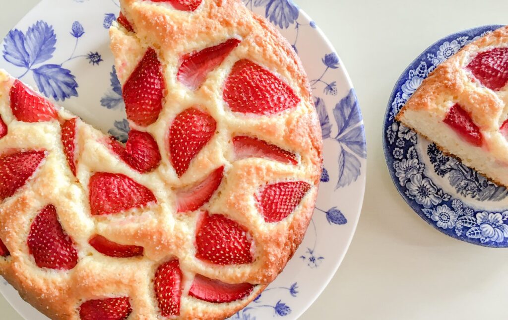 French Strawberry Lemon Yogurt Cake Recipe