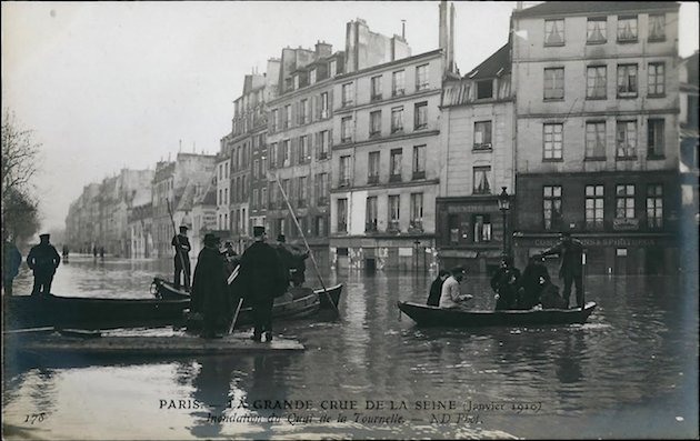 Flooding of the Seine in Paris, 1910 vs. 2016