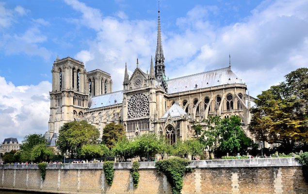 8 Amazing Churches in Paris - Cathedrale de Notre Dame