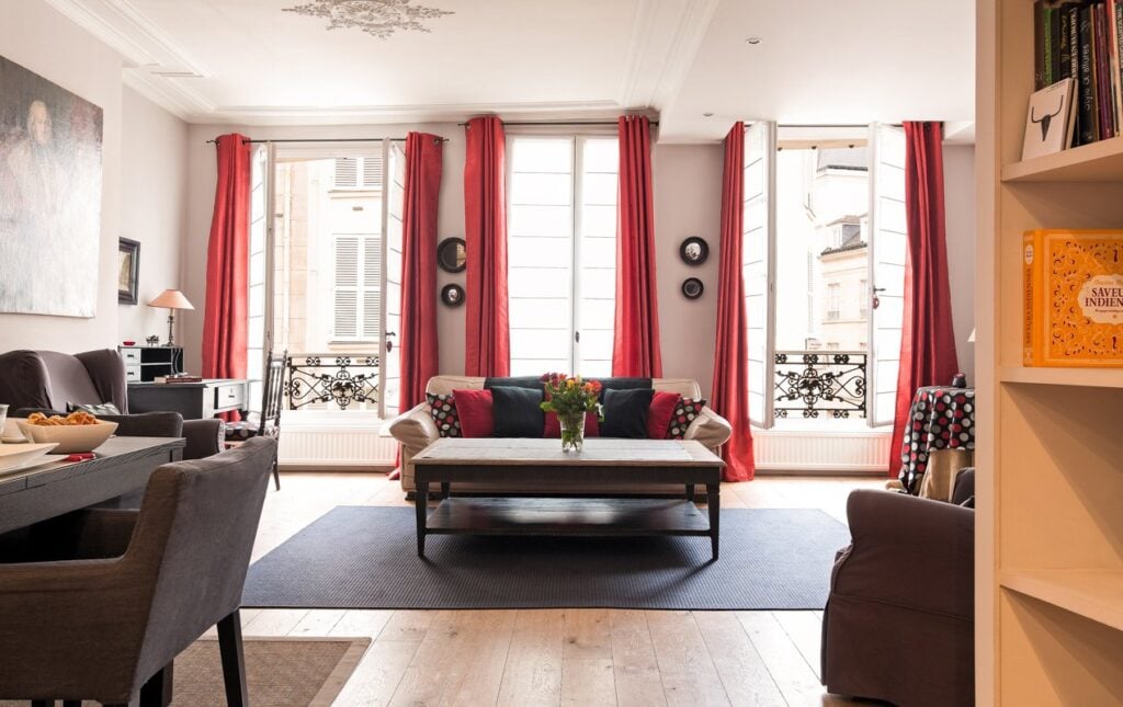 1 Bedroom Rental in Saint Germain des Pres - Bonnezeaux by Paris Perfect