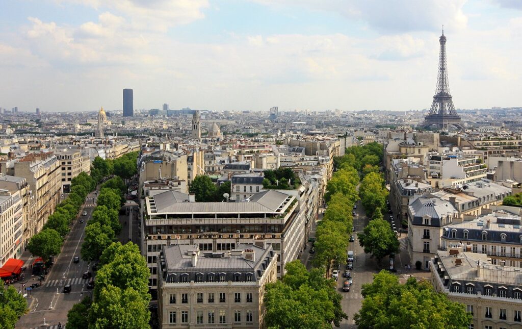 Paris-veiw-Eiffel-Tower