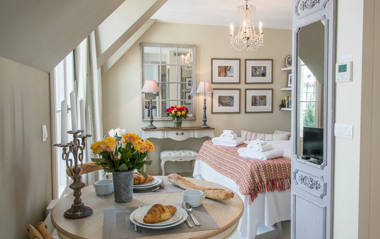 french country decor for small spaces