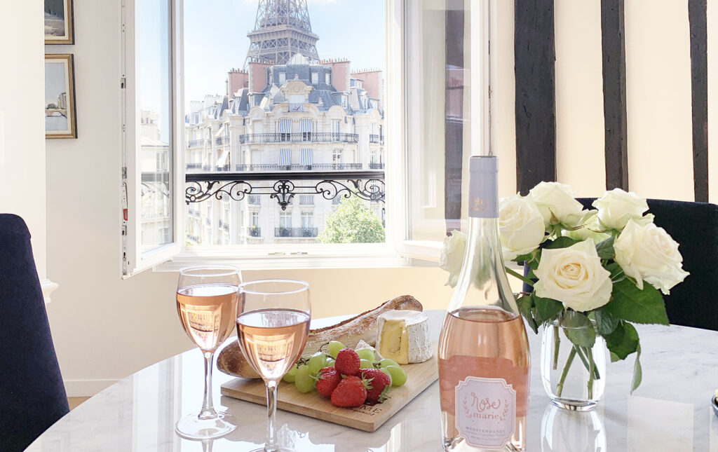 Paris Perfect Armagnac apartment with Eiffel Tower view