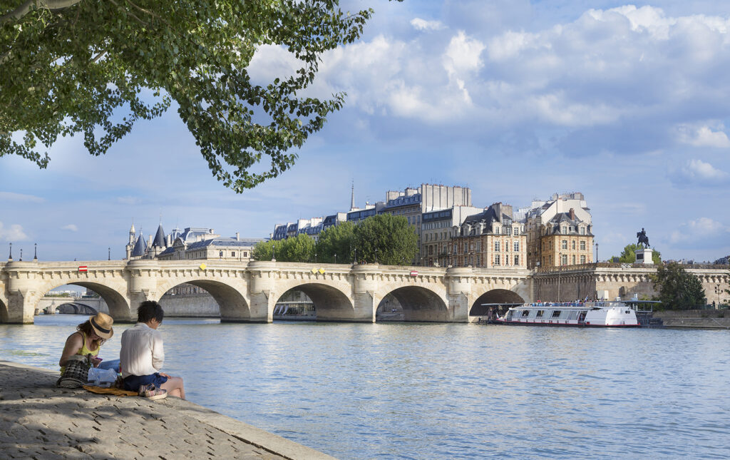 Paris historic walking tour