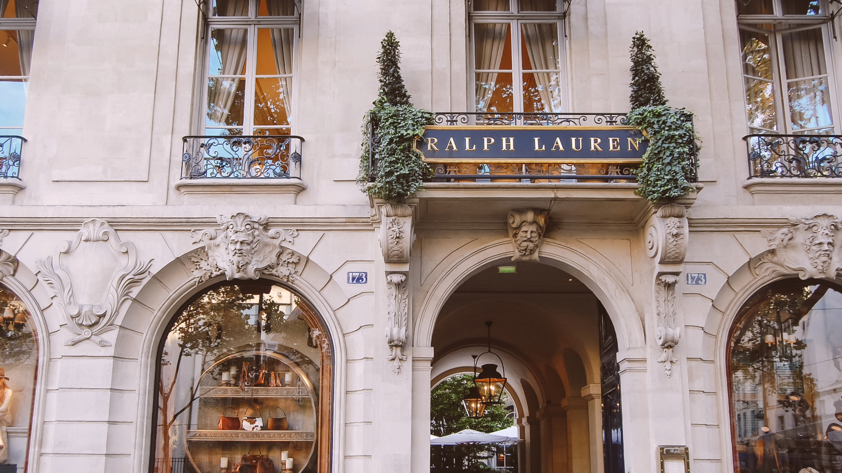 Paris Saint Germain shopping