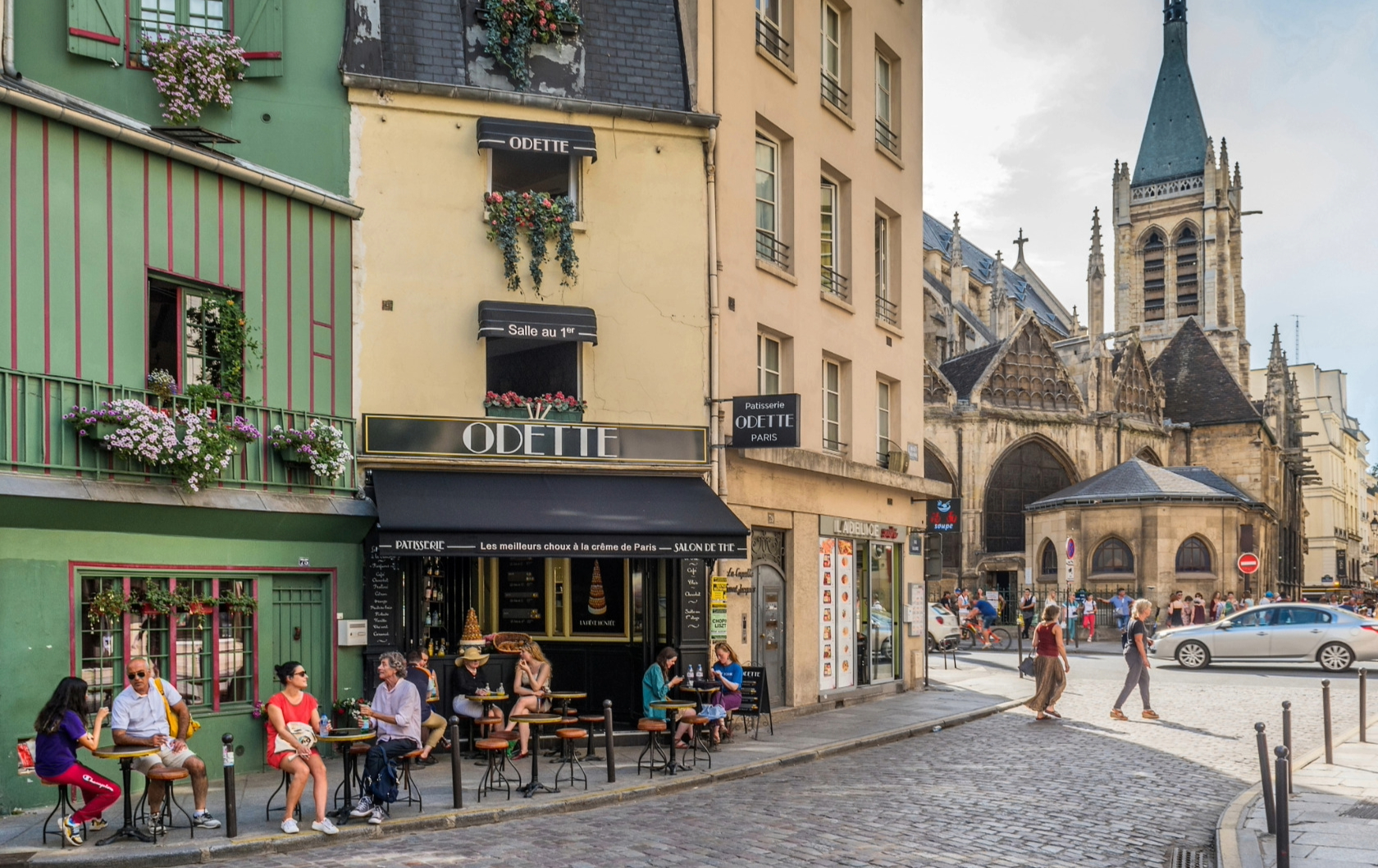 Paris walking tour Left Bank