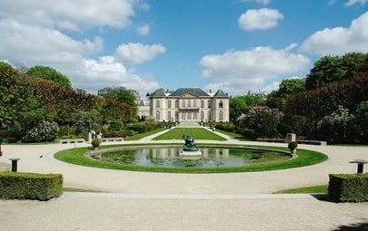 French Lesson at the Jardin du Musée Rodin in Paris