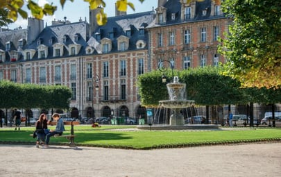 Live Like a King – Place des Vosges Apartment for Sale!