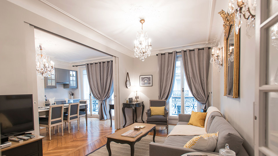 Two Bedroom Holiday Rental in Paris, France